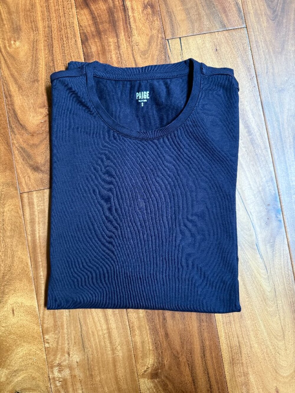 Paige men's size small t-shirt in blue